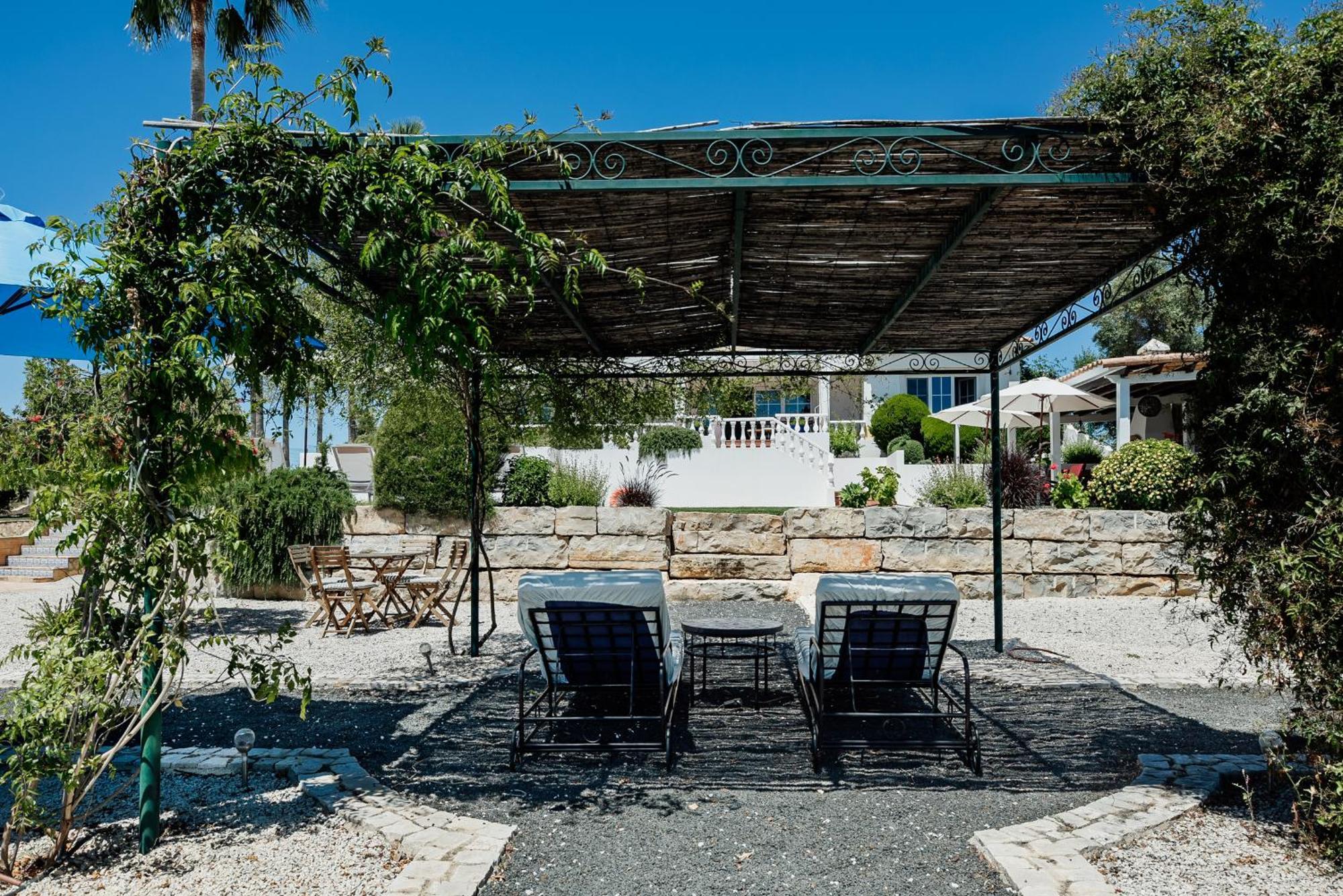 B&B Entrecolinas Paderne (Faro) Exterior foto